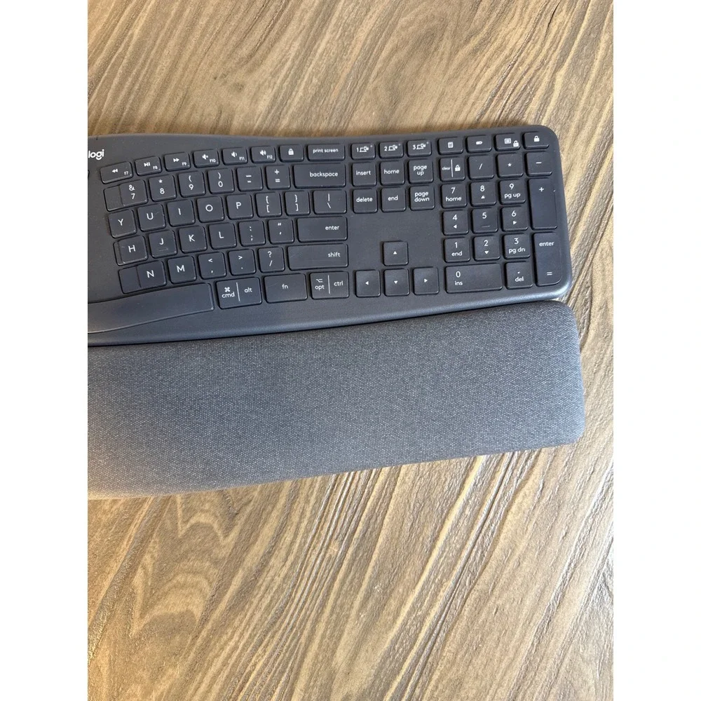 Logitech ERGO K860 Wireless Keyboard Graphite Split Ergonomic Bluetooth Dongle